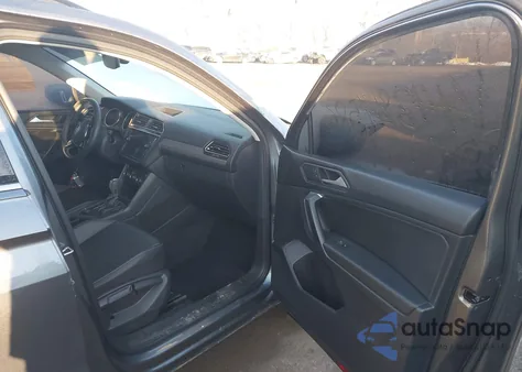 2021 Volkswagen Tiguan 2.0T Se/2.0T Se R-Line Black/2.0T Sel из США, поврежденный, VIN 3VV2B7AX4MM074792